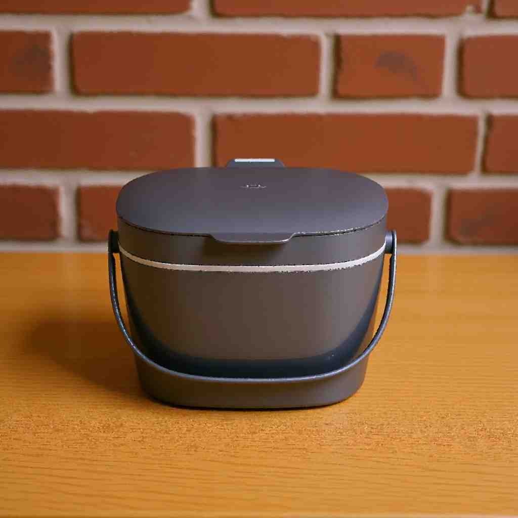 OXO Good Grips Easy Clean Compost Bin 1.75 Gal