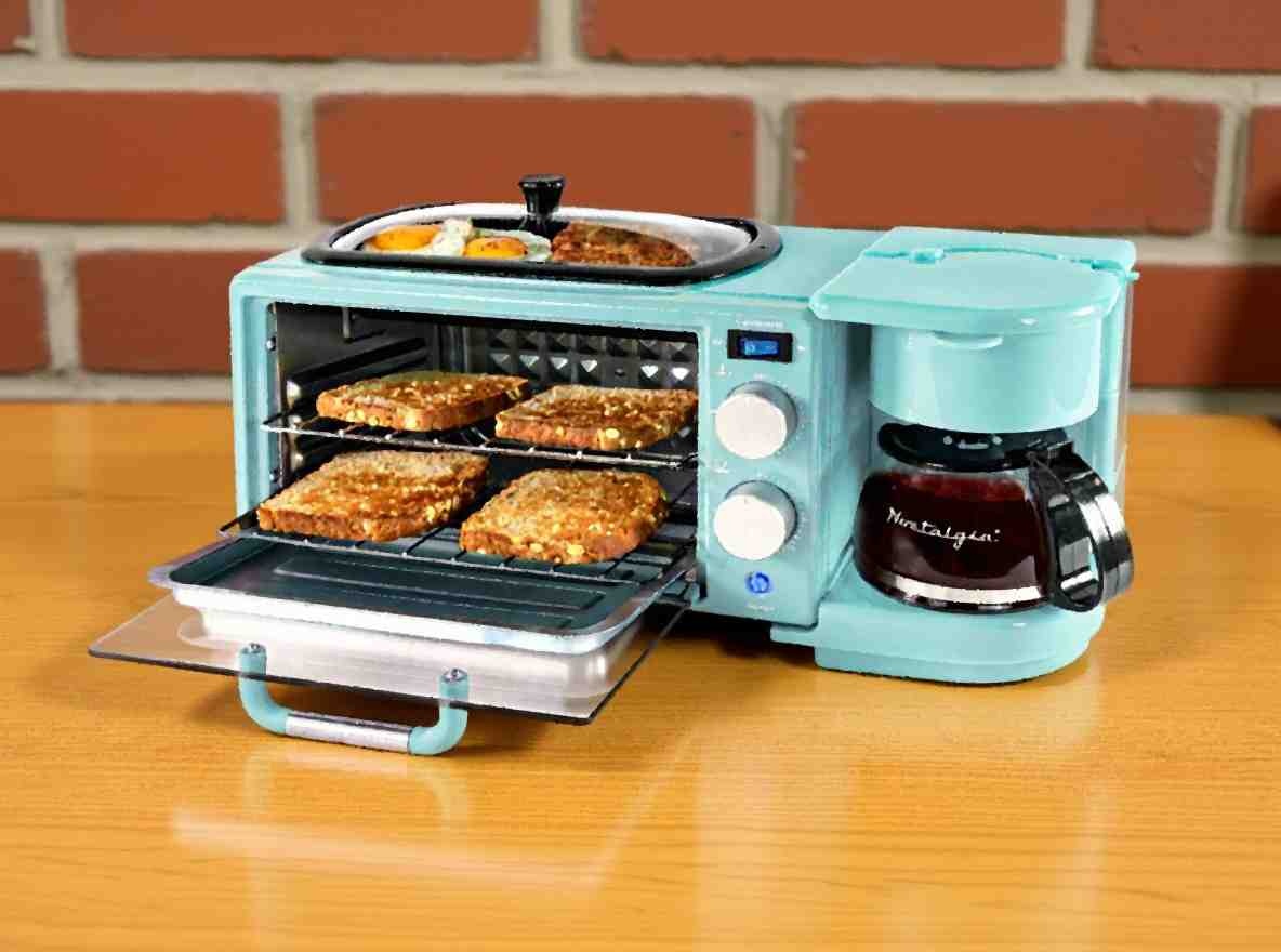 Nostalgia 3-in-1 Retro Breakfast Station