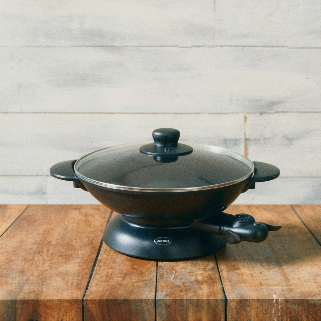 Aroma Housewares AEW-306 Electric Wok Kit