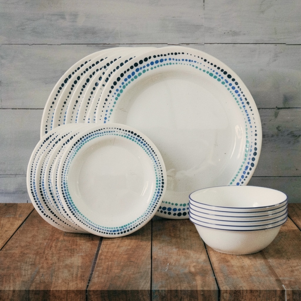 Corelle Vitrelle 18-Piece Round Set, Ocean Blue