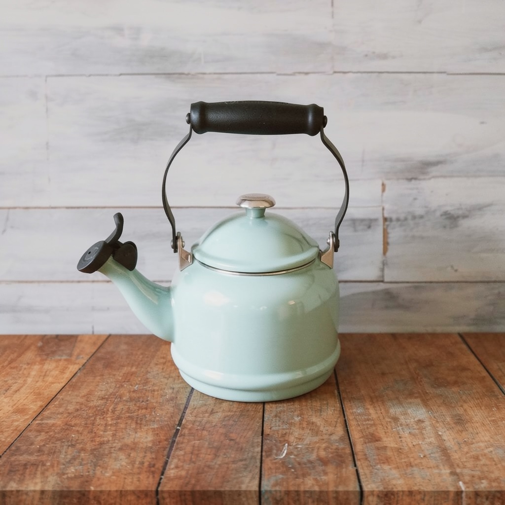 Le Creuset Enamel On Steel Demi Tea Kettle