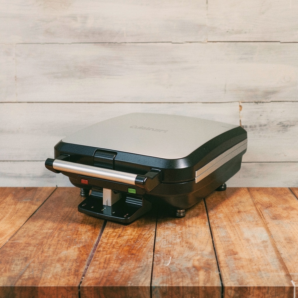 Cuisinart 4 Slice Belgian Waffle Maker